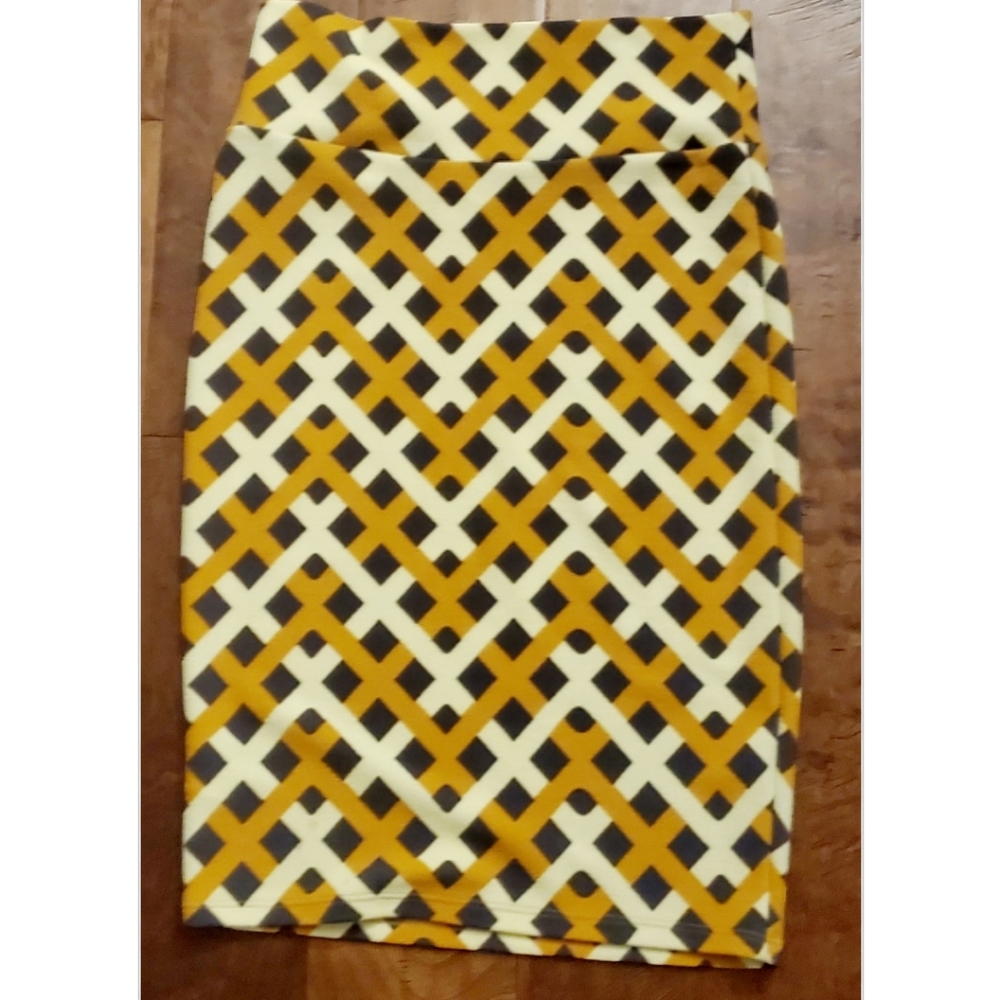 LulaRoe Cassie Pencil Skirt